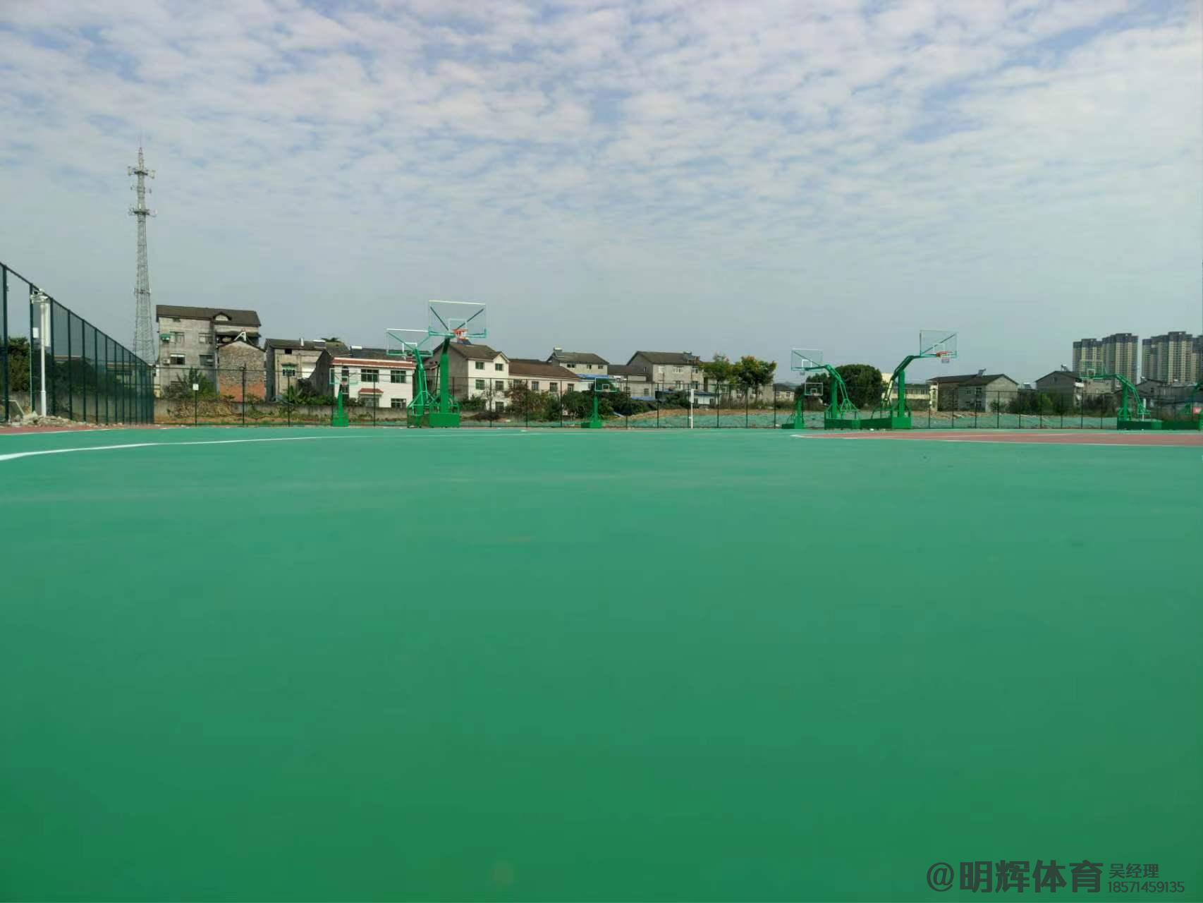 宁波硬地丙烯酸球场的优缺点
